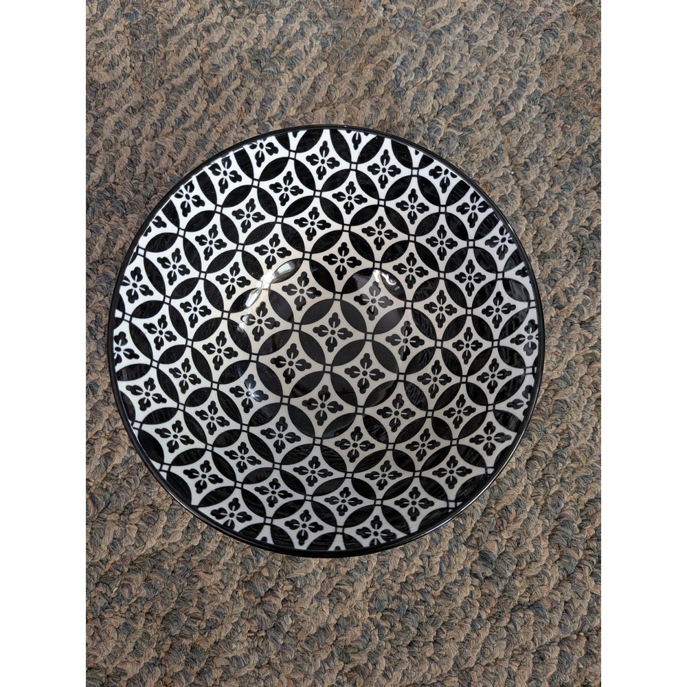 Dowan Ceramic Bowl Yellow Lattice Exterior Black White Floral Interior Pattern